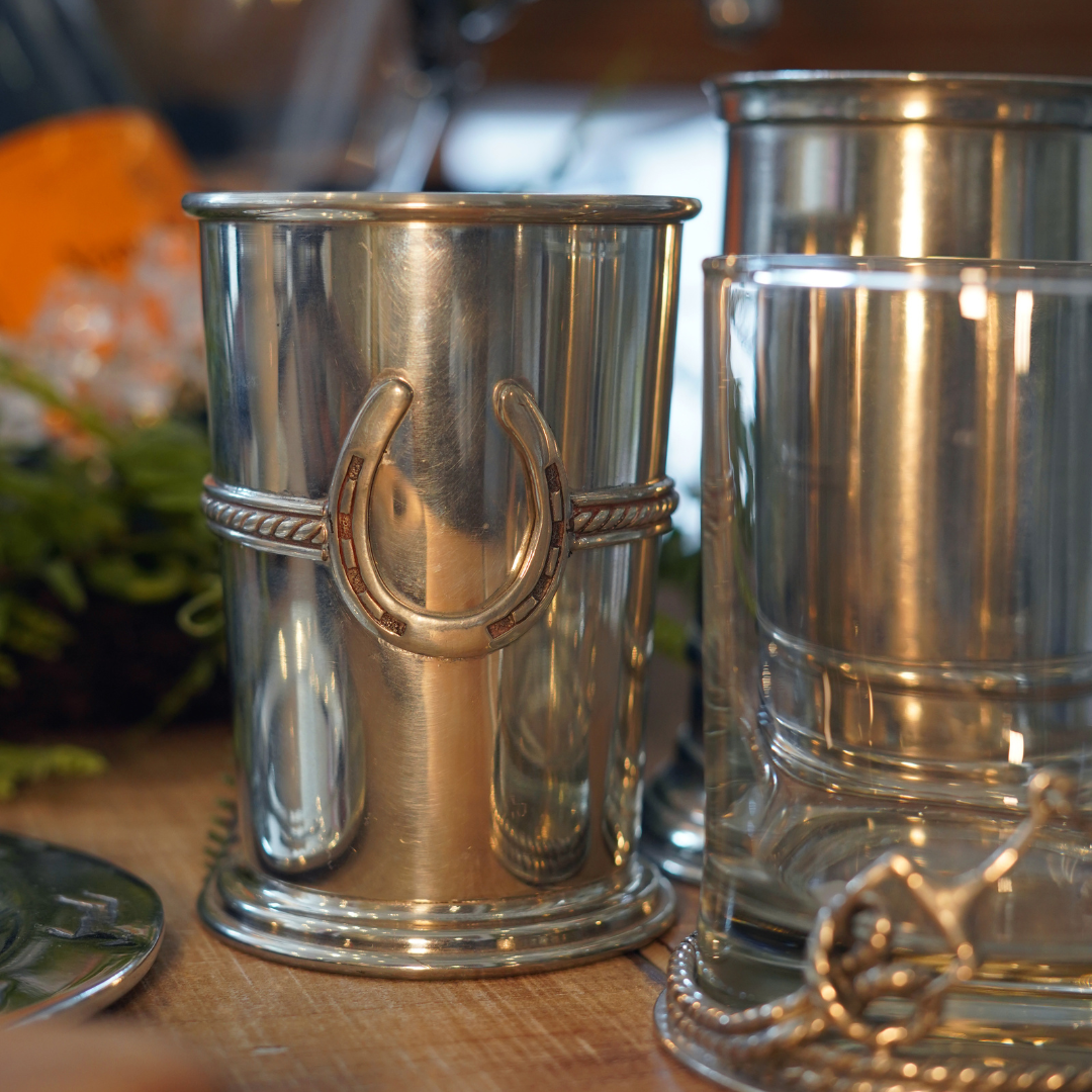 VASO EN PELTRE ESCUESTRE