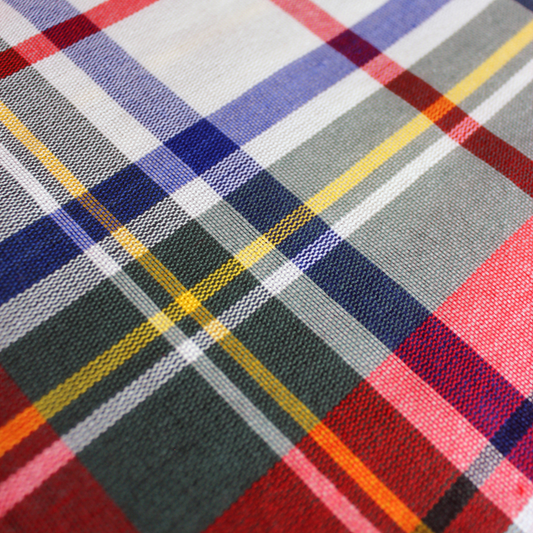 MANTEL CUADROS ROJOS