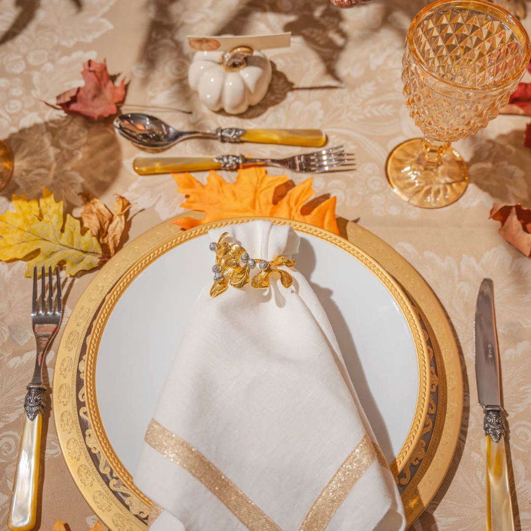 SERVILLETERO DORADO DE BAYAS DE INVIERNO