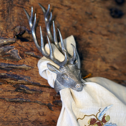 SERVILLETERO CON CABEZA DE ALCE