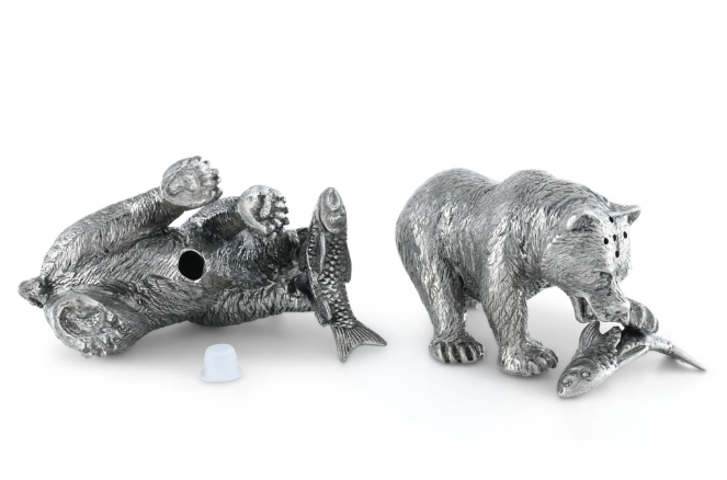 SALERO & PIMENTERO OSO PESCADOR PELTRE